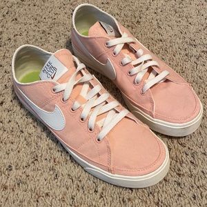Nike Court Legacy Canvas Women's Shoes
